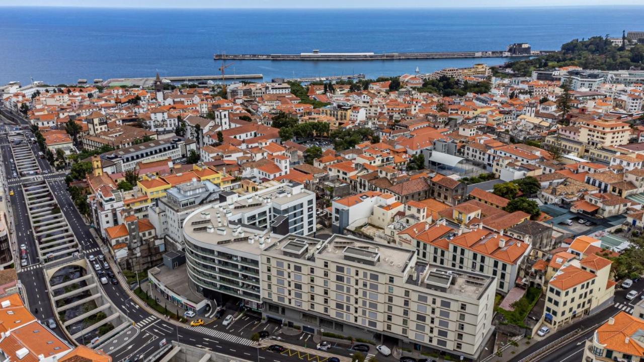 Social Lodge - Centro Do Funchal Luaran gambar